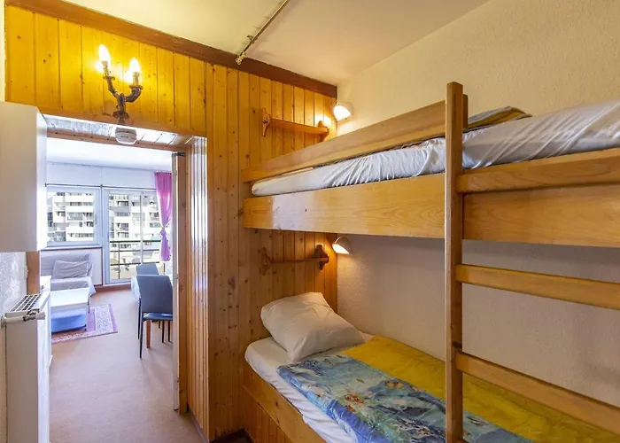 Apartamento 4 Pers, Pied Des Pistes, Balcon, Kitchenette Equipee, - Fr-1-400-46